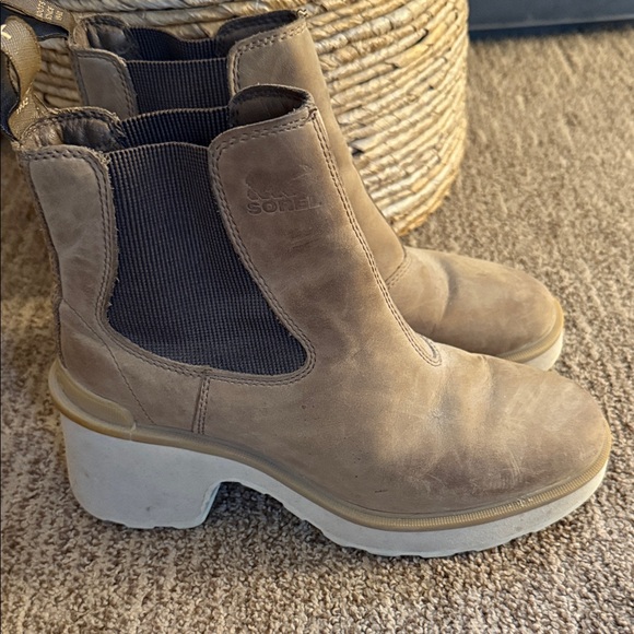Sorel Women's Brown Heeled Boots - Picture 3 of 4